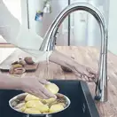 Grohe Zedra Змішувач для кухні, висувний, хром (32294002)