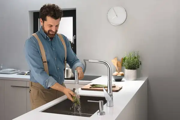 Встраиваемая кухонная мойка Hansgrohe S71 S719-U660 (цвет - нержавеющая сталь) 660 (43428800) фото 2 Aquada.com.ua
