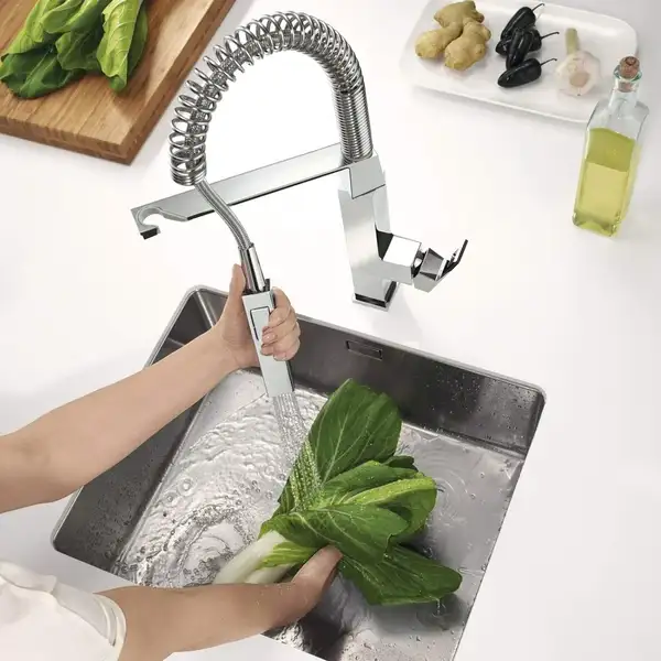 Смеситель однорычажный для кухни Grohe Eurocube DN 15 (цвет - хром) (31395000) фото 6 Aquada.com.ua