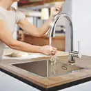 Смеситель для кухни сенсорный Grohe Zedra Touchh 30219002