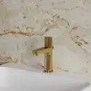 Omnires Contour Змішувач для умивальника, золото (CT8010GLB)