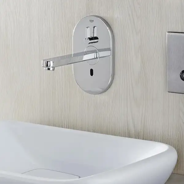 Інфрачервоний змішувач для раковини GROHE Eurosmart Cosmopolitan E 220V (36315000)