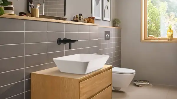 Hansgrohe Rebris E Смеситель для умывальника, черный (72568670)