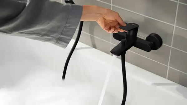 Hansgrohe Rebris E Змішувач для ванни, чорний матовий (72450670)