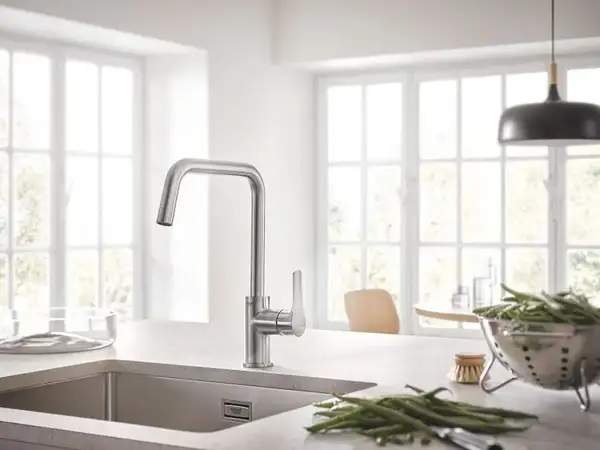 Grohe Eurosmart кухонный смеситель, сталь (30567DC0) (30567dc0)