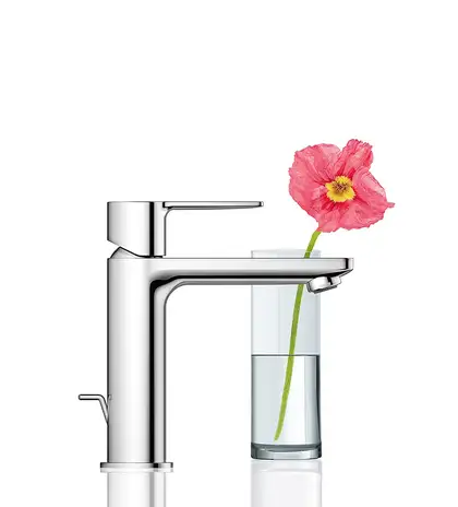 Смеситель однорычажный для раковины Grohe Lineare DN 15 S-Size (цвет - хром) с доным клапаном (32114001) фото 3 Aquada.com.ua Смеситель однорычажный для раковины Grohe Lineare DN 15 S-Size (цвет - хром) с доным клапаном (32114001) фото 3 Aquada.com.ua