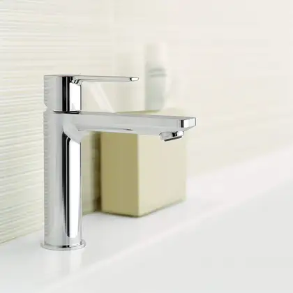Смеситель однорычажный для раковины Grohe Lineare DN 15 S-Size (цвет - хром) с доным клапаном (32114001) фото 7 Aquada.com.ua Смеситель однорычажный для раковины Grohe Lineare DN 15 S-Size (цвет - хром) с доным клапаном (32114001) фото 7 Aquada.com.ua