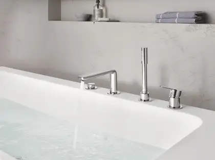 Смеситель однорычажный на борт ванны на 4 отверстия Grohe Lineare (цвет - хром) (19577001) фото 3 Aquada.com.ua
