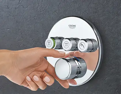 GROHE Термостат для душа/ванны с 3 кнопками, накладная панель SmartControl (29121000) фото 3 Aquada.com.ua