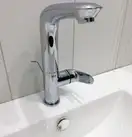 Смеситель однорычажный для раковины Grohe Eurostyle Solid 1/2" L-Size (цвет - хром) с донным клапаном (23718003) фото 3 Aquada.com.ua