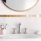Смеситель для раковины на 3 отверстия Hansgrohe Metropol Classic (цвет - хром/золото), с донным клапаном (31307090) фото 2 Aquada.com.ua