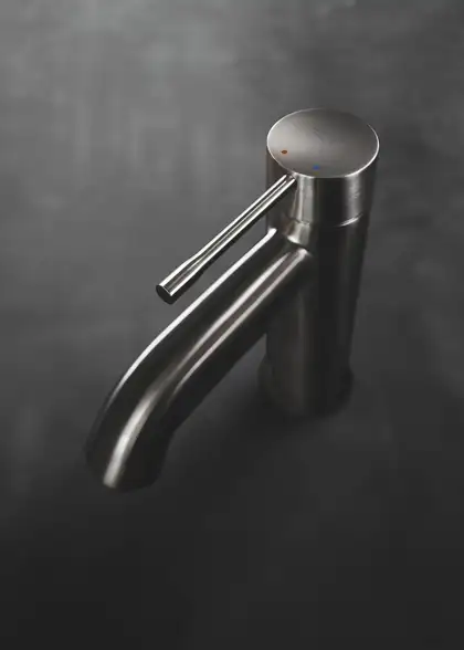 Смеситель для раковины Grohe Essence S-Size (цвет - тёмный графит, матовый), с донным клапаном (23589AL1) фото 2 Aquada.com.ua