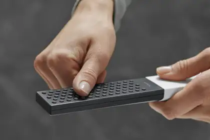 Лейка для душа "палочка" Hansgrohe Rainfinity (цвет - белый матовый/чёрный), 1 вид струи (26866700) фото 3 Aquada.com.ua Лейка для душа "палочка" Hansgrohe Rainfinity (цвет - белый матовый/чёрный), 1 вид струи (26866700) фото 3 Aquada.com.ua