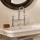 Смеситель для раковины, с двумя рукоятками Axor Montreux (16510000) фото 2 Aquada.com.ua