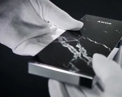 Смеситель на борт ванны Axor MyEdition (цвет - хром/мрамор), с душевым гарнитуром (47432000+47913000) фото 3 Aquada.com.ua Смеситель на борт ванны Axor MyEdition (цвет - хром/мрамор), с душевым гарнитуром (47432000+47913000) фото 3 Aquada.com.ua