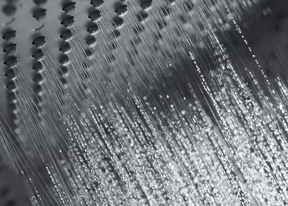 Лейка для душа Hansgrohe Rainfinity (цвет - полированное золото/чёрный), 3 вида струи (26864990) фото 2 Aquada.com.ua Лейка для душа Hansgrohe Rainfinity (цвет - полированное золото/чёрный), 3 вида струи (26864990) фото 2 Aquada.com.ua