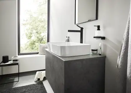 Дозатор для жидкого мыла Hansgrohe AddStoris, чёрный матовый/стекло матовое (41745670) фото 12 Aquada.com.ua