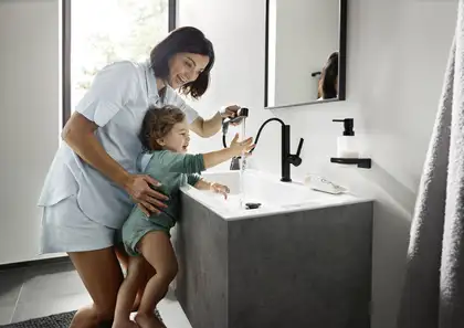 Дозатор для жидкого мыла Hansgrohe AddStoris, чёрный матовый/стекло матовое (41745670) фото 5 Aquada.com.ua