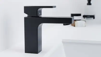 Смеситель для раковины 100 Hansgrohe Vernis Shape (цвет - чёрный матовый), без донного клапана (71569670) фото 2 Aquada.com.ua Смеситель для раковины 100 Hansgrohe Vernis Shape (цвет - чёрный матовый), без донного клапана (71569670) фото 2 Aquada.com.ua