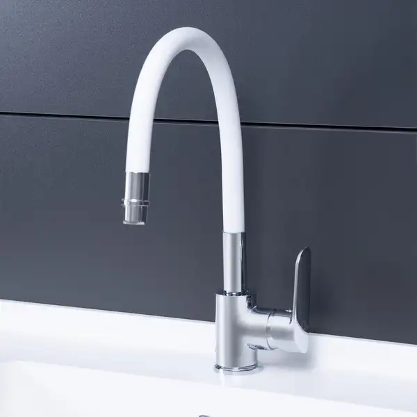Смеситель для кухни Qtap Linea CRW 007F с рефлекторным изливом (QTLINCRW007F) Смеситель для кухни Qtap Linea CRW 007F с рефлекторным изливом (QTLINCRW007F)