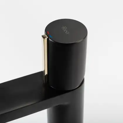 Rea ICON Смеситель для раковины, черное золото (REA-B5680)
