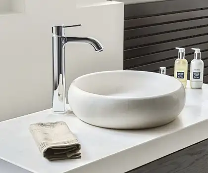Змішувач на стільницю для раковини XL-розміру Grohe Grandera (23313000) Змішувач на стільницю для раковини XL-розміру Grohe Grandera (23313000)