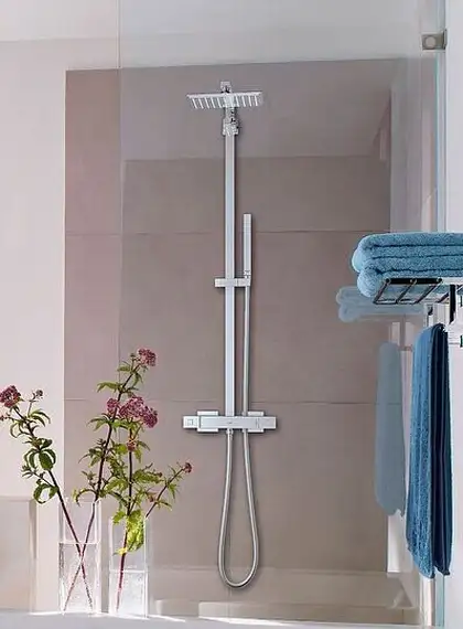 Grohe Euphoria Cube Душевая система, хром (26087000) Grohe Euphoria Cube Душевая система, хром (26087000)