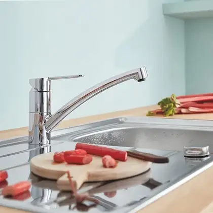 Grohe BauEco Смеситель для кухни, хром (31680000) Grohe BauEco Смеситель для кухни, хром (31680000)