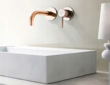 Смеситель для раковины (умывальника) REA LUNGO ROSE GOLD розовое золото настенный скрытого монтажа (REA-B8548)