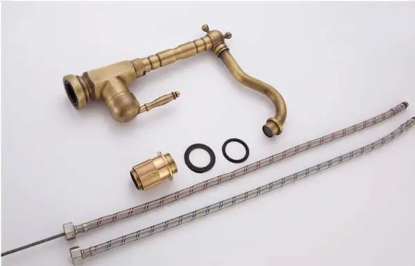 Смеситель для раковины (умывальника) REA BONA OLD GOLD золотой высокий (REA-B2150) Смеситель для раковины (умывальника) REA BONA OLD GOLD золотой высокий (REA-B2150)