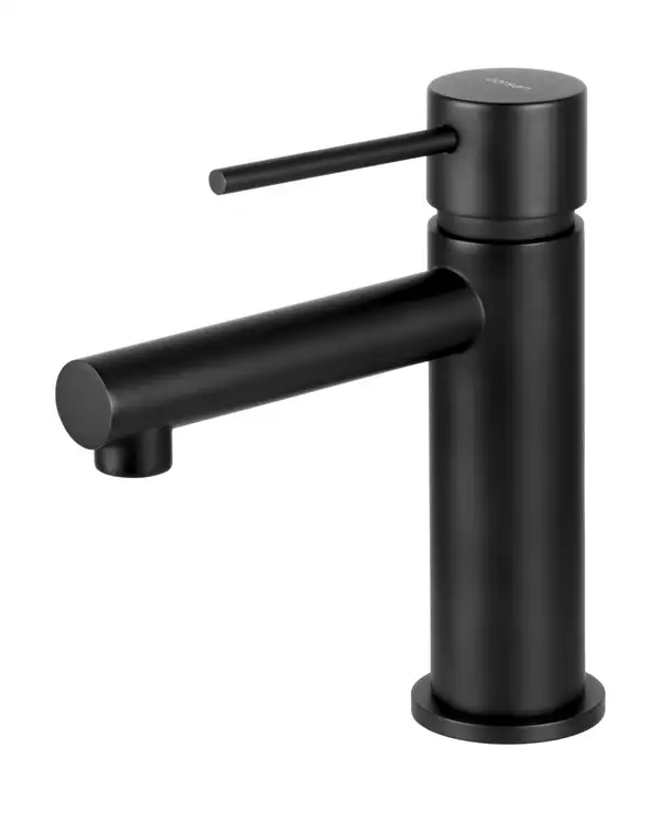 Смеситель для раковины (умывальника) Corsan LUGO BLACK MATчерный низкий (CMB7511BL) Смеситель для раковины (умывальника) Corsan LUGO BLACK MATчерный низкий (CMB7511BL)
