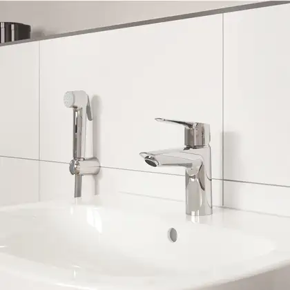 Grohe Eurosmart S-Size Смеситель для умывальника с гигиен. душем, хром (23123003)