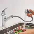 Змішувач для кухні з висувним виливом Grohe Eurosmart (30305000)