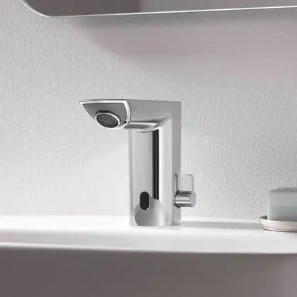 Grohe Bau Cosmopolitan E 6V Змішувач для умивальника, хром (36451000) Grohe Bau Cosmopolitan E 6V Змішувач для умивальника, хром (36451000)
