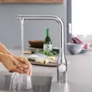 Змішувач сенсорний кухонний для мийки GROHE Essence FootControl (30311000)