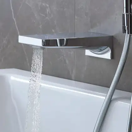 Вилив для ванни Hansgrohe Metropol (32543000) Вилив для ванни Hansgrohe Metropol (32543000)
