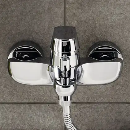 Grohe Eurosmart Cosmopolitan Смеситель для ванны, хром (32831000) Grohe Eurosmart Cosmopolitan Смеситель для ванны, хром (32831000)