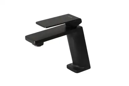 Смеситель для раковины (умывальника) Corsan TRINO BLACK MATT черный низкий (CMB7111BL) Смеситель для раковины (умывальника) Corsan TRINO BLACK MATT черный низкий (CMB7111BL)
