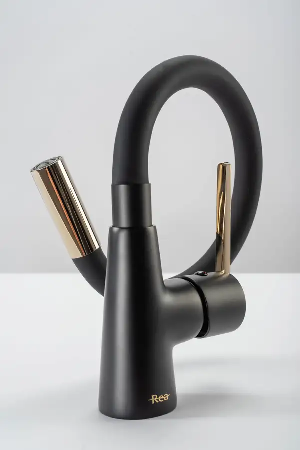 Смеситель для кухни REA ICON BLACK GOLD (REA-B5682) Смеситель для кухни REA ICON BLACK GOLD (REA-B5682)