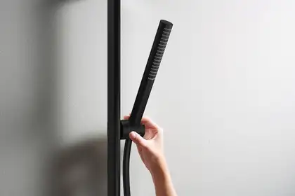 Душовий гарнітур Hansgrohe Pulsify S 100 1jet EcoSmart+ зі штангою 90 см (колір - чорний матовий) 24383670 Душовий гарнітур Hansgrohe Pulsify S 100 1jet EcoSmart+ зі штангою 90 см (колір - чорний матовий) 24383670