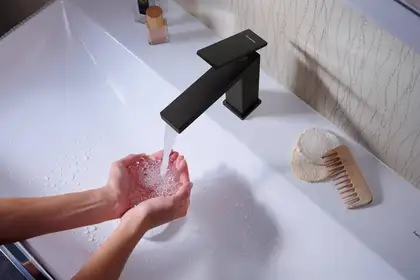 Hansgrohe Tecturis E Змішувач для раковини, чорний матовий (73010670) Hansgrohe Tecturis E Змішувач для раковини, чорний матовий (73010670)