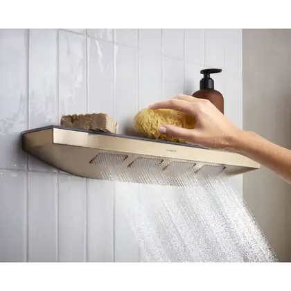 Душевая лейка 500 с душевой полкой Hansgrohe Rainfinity, 1 тип струи (цвет - полированное золото) 26243990 Душевая лейка 500 с душевой полкой Hansgrohe Rainfinity, 1 тип струи (цвет - полированное золото) 26243990