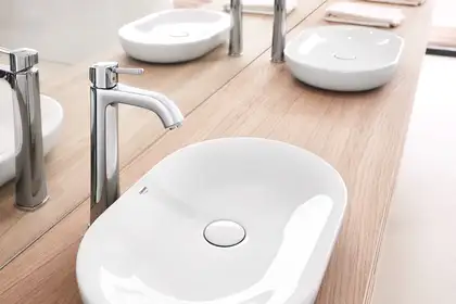 Змішувач на стільницю для раковини XL-розміру Grohe Grandera (23313000) Змішувач на стільницю для раковини XL-розміру Grohe Grandera (23313000)