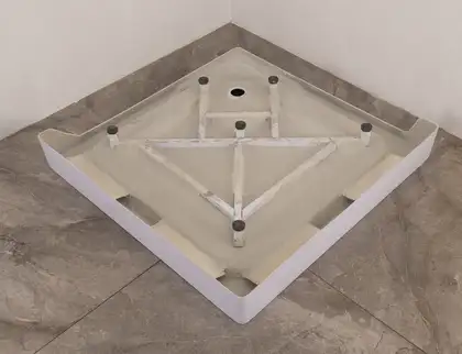 Душова кабіна з низьким піддоном Mixxus CUBIC SCT01-100x100x195-FB CHROME матове скло 4мм (MI6904) Душова кабіна з низьким піддоном Mixxus CUBIC SCT01-100x100x195-FB CHROME матове скло 4мм (MI6904)