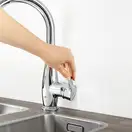 Смеситель однорычажный для кухни Grohe Parkfield DN 15 (цвет - хром) (30215000) фото 4 Aquada.com.ua