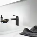 Grohe Eurosmart Cosmopolitan Смеситель однорычажный для раковины M-Size (23327KW0) (23327KW0) фото 3 Aquada.com.ua