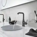 Змішувач для раковини L-розміру Grohe Essence New (32628AL1)