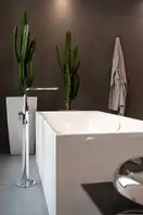 Смеситель отдельностоящий для ванны Grohe Lineare (цвет - хром) (23792001) фото 6 Aquada.com.ua