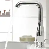 Grohe Essence New Смеситель для раковины, хром (32628001)