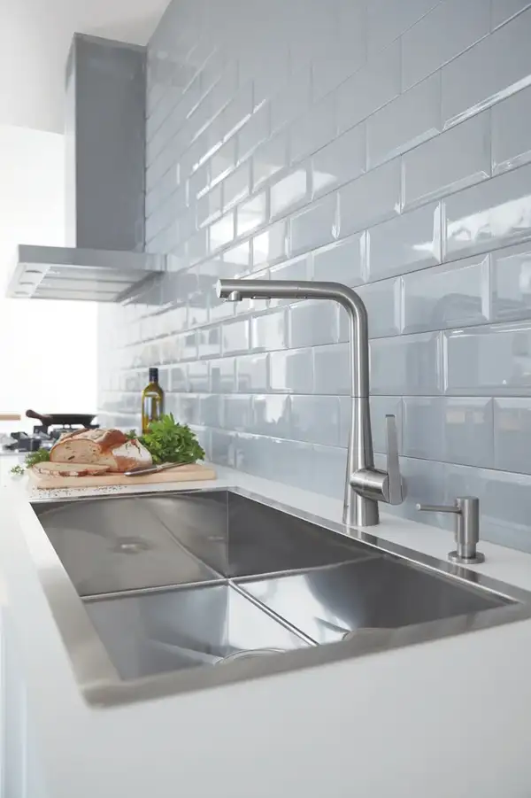 Дозатор для миючого засобу Grohe (40535DC0)